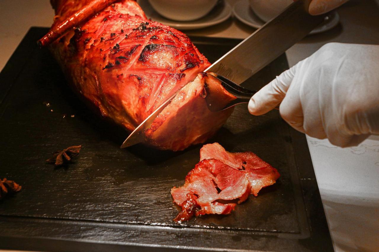 Chatrium Grand 曼谷 外观 照片 Slicing ham