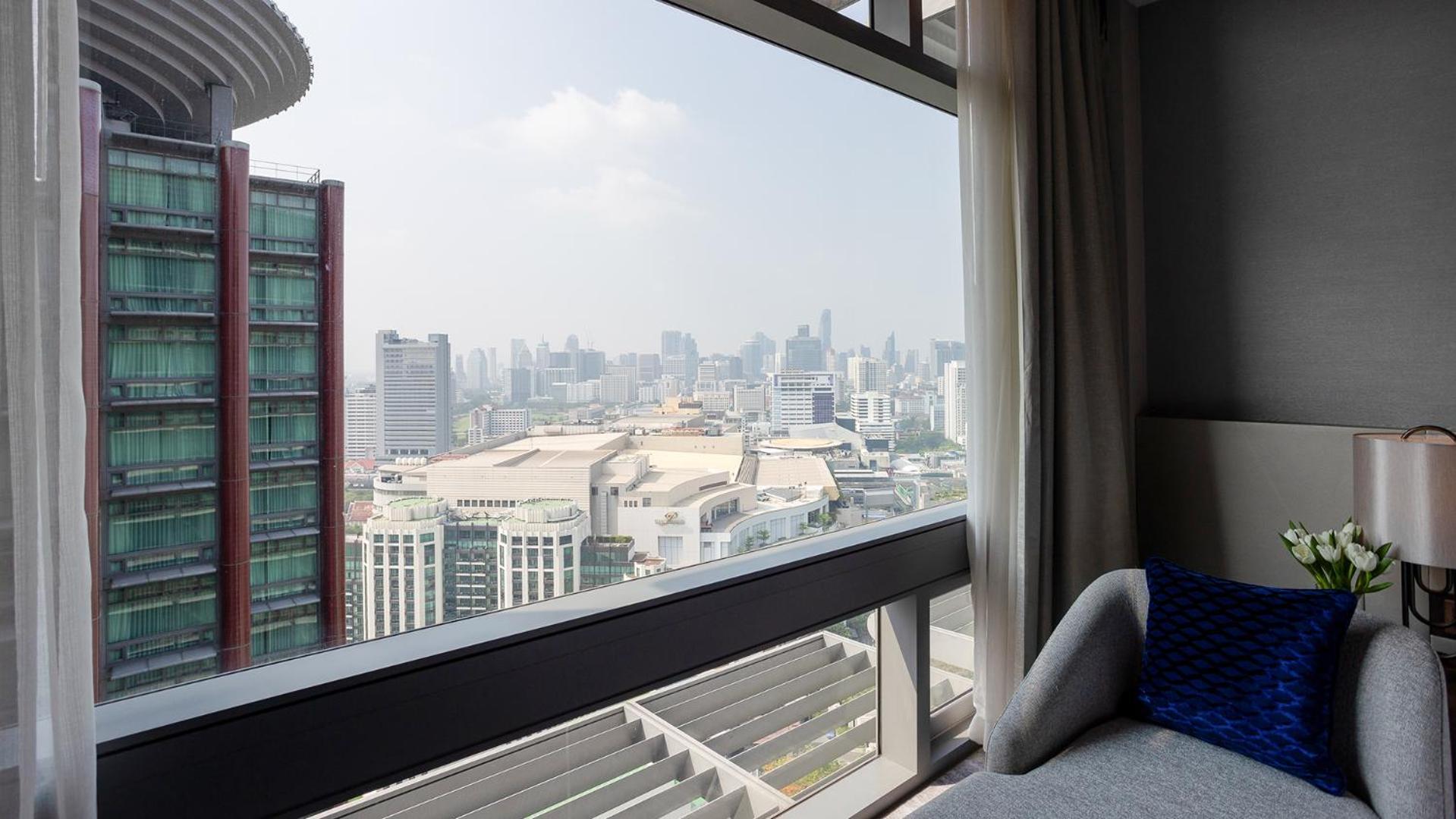 Chatrium Grand 曼谷 外观 照片 View from a bedroom